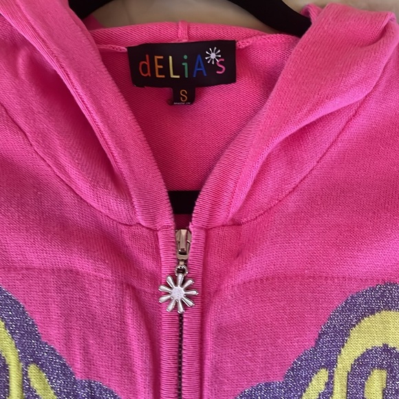 Delia’s butterfly sweater - Picture 4 of 9